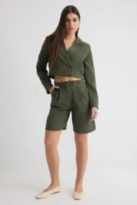 TRENDYOLMiLLA Khaki linen look Regular Size Weaving Shorts & Bermuda - Image 3