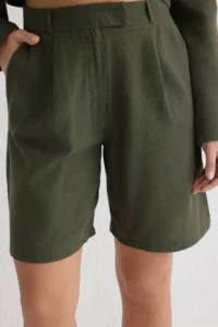 TRENDYOLMiLLA Khaki linen look Regular Size Weaving Shorts & Bermuda - Image 5