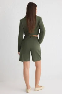TRENDYOLMiLLA Khaki linen look Regular Size Weaving Shorts & Bermuda - Image 6