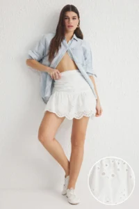 TRENDYOLMiLLA White Mini embroidery Cotton Weaving Skirt Look Shorts