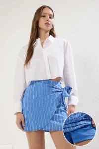 TRENDYOLMiLLA Mavi Striped Double breasted Mini Weaving Shorts Skirt