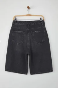 TRENDYOLMİLLA Black Soluk Efekt Vintage Regular Waist denim Jorts Bermuda - Image 6