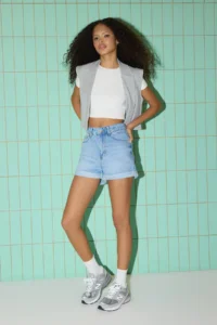 TRENDYOLMiLLA Mavi High Waist Hem folded Mini denim Shorts - Image 2