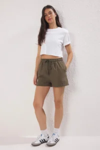 TRENDYOLMiLLA Khaki 100% Cotton Gabardine City Size Laced Shorts & Bermuda - Image 4