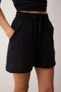 TRENDYOLMiLLA Black Muslin Elastic Waist High Waist City Size Shorts & Bermuda - Image 3