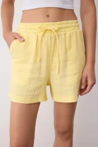TRENDYOLMiLLA Yellow Muslin Elastic Waist High Waist City Size Shorts & Bermuda - Image 3