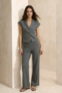 TRENDYOLMİLLA Anthracite Fitted/Body-Sitting buttoned Pipe Both interlock Knitting Top and Bottom Set - Image 2