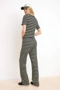 TRENDYOLMİLLA Multicolored Striped, Fitted flared leg Ribbed Flexible Knitting Top and Bottom Set - Image 4