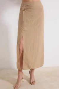 TRENDYOLMİLLA Beige Accessory and Slit Detailed Blouse-Skirt Weaving Bottom - Top Set - Image 3