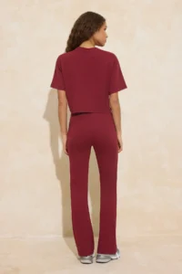 TRENDYOLMİLLA Burgundy relaxed Drop Sleeve Short Sleeve Pipe Both Cotton Rib Knitting Top and Bottom Set - Image 4