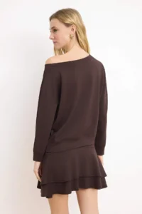 TRENDYOLMİLLA Brown Oversized with flywheel/Frilly Short / Mini interlock Knitting Top and Bottom Set - Image 4