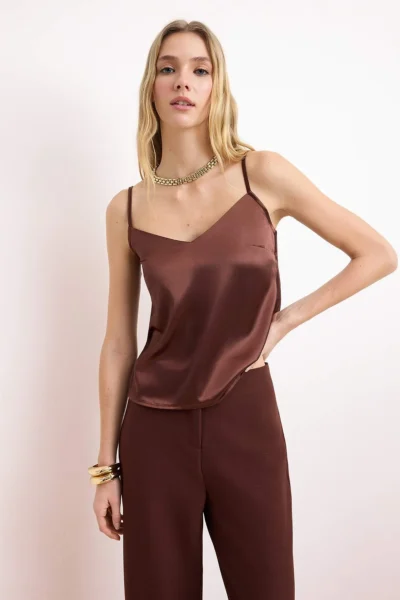 TWOSS26AU00056-BROWN_1