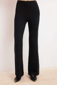 TRENDYOLMİLLA Black Fitted Thick Sleeveless Sleeveless interlock Knitting Top and Bottom Set - Image 3