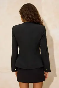 TRENDYOLMİLLA Black Square Neck Accessory buttoned Fitted/Lined Blazer Jacket - Image 5