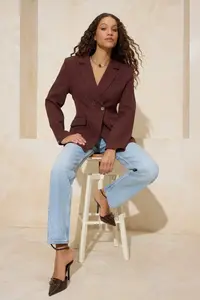 TRENDYOLMİLLA Brown Closure Detailed Lined padded Blazer Jacket - Image 2
