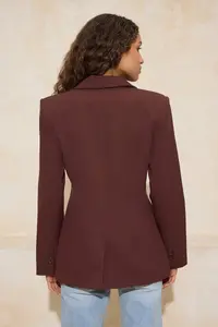 TRENDYOLMİLLA Brown Closure Detailed Lined padded Blazer Jacket - Image 4