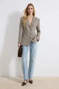 TRENDYOLMİLLA Multicolored Checkered Fitted/Lined padded Weaving Blazer Jacket - Image 3