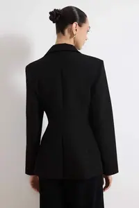 TRENDYOLMİLLA Black Double breasted Kapama Lined Fitted Weaving Blazer Jacket - Image 5