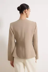 TRENDYOLMİLLA Mink Double breasted Binding Detailed Fitted/Body-Sitting Weaving Blazer Jacket - Image 5