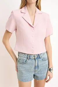 TRENDYOLMİLLA Pink snaps Short Sleeve Lined Crop Blazer Jacket - Image 3