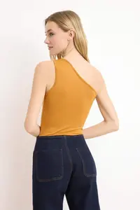 TRENDYOLMİLLA Mustard Fitted Asymmetric Collar Accessory Detailed snaps Flexible Knitting Bodysuit .D.00010 - Image 4