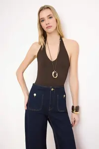 TRENDYOLMİLLA Brown Fitted Cowl Neck Low-cut back snaps Polyamide Knitting Bodysuit .D.00011