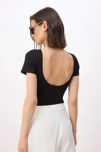 TRENDYOLMİLLA Black Fitted Short Sleeve snaps Ribbed Flexible Knitting Bodysuit .D.00027 - Image 4