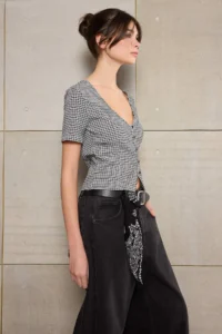 TRENDYOLMİLLA Teen Black Plaid Fitted buttoned Short Sleeve Shirred textured Knitting Blouse