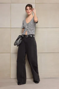 TRENDYOLMİLLA Teen Black Plaid Fitted buttoned Short Sleeve Shirred textured Knitting Blouse - Image 2