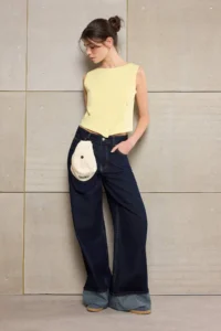 TRENDYOLMİLLA Teen Light Yellow Fitted Boat Neck Sleeveless Crop Cotton Flexible Knitting Blouse - Image 2