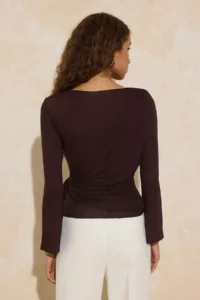 TRENDYOLMİLLA Brown Transparan Regular/Normal Pattern Binding Detailed Knitting Blouse - Image 4