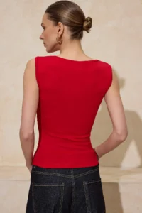 TRENDYOLMİLLA Rejection Fitted Boat Neck Sleeveless Soft Knitting Blouse - Image 4