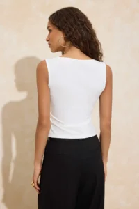 TRENDYOLMİLLA Ecru Fitted Double breasted Sleeveless Shirred Scuba Crepe Knitting Blouse - Image 4