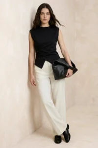 TRENDYOLMİLLA Black Fitted Sleeveless Asymmetric Cotton Flexible Knitting Blouse - Image 2