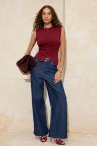 TRENDYOLMİLLA Burgundy Fitted Sleeveless Asymmetric Cotton Flexible Knitting Blouse - Image 2
