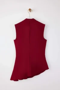 TRENDYOLMİLLA Burgundy Asymmetric Godeli Dog collar Weaving Blouse - Image 10