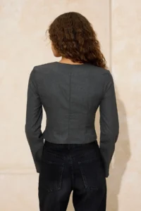 TRENDYOLMİLLA Anthracite Button Detailed V-neck Weaving Blouse - Image 4