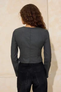 TRENDYOLMİLLA Anthracite Button Detailed V-neck Weaving Blouse - Image 7
