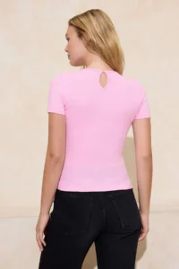 TRENDYOLMİLLA Pink Fitted Short Sleeve Accessory Detailed Ribbed Flexible Knitting Blouse - Image 3