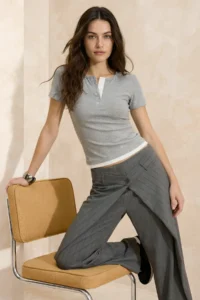 TRENDYOLMİLLA Gray melange Color Block Fitted Short Sleeve Soft Knitting Blouse