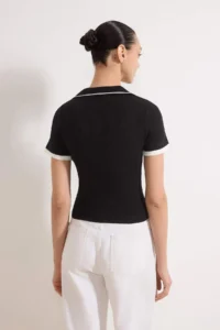 TRENDYOLMİLLA Black Fitted Polo Shirt Collar Short Sleeve Piped Ribbed Flexible Knitting Blouse - Image 4
