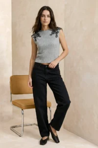 TRENDYOLMİLLA Gray melange Fitted Sleeveless Accessory Detailed Ribbed Flexible Knitting Blouse - Image 2
