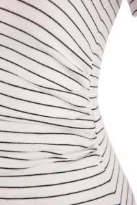 TRENDYOLMİLLA Ecru Striped Fitted Short Sleeve Shirred Soft Knitting Blouse - Image 6