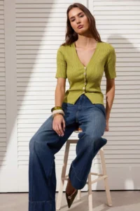 TRENDYOLMİLLA Oil Green V-neck Ribbed Knitwear Blouse