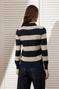 TRENDYOLMİLLA Navy Blue Glitter Thread Detailed Striped Polo Shirt Collar Knitwear Blouse - Image 4