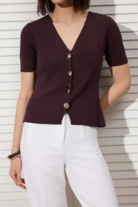 TRENDYOLMİLLA Brown Button Detailed V-neck Knitwear Blouse - Image 3