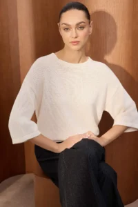 TRENDYOLMİLLA Wardrobe Essentials Ecru Crew Neck Knitwear Blouse - Image 3