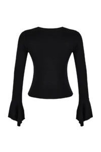 TRENDYOLMİLLA Black Fitted/Body-Fitting Long Sleeve with flywheel/Frilly Soft Knitting Blouse - Image 6
