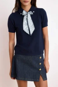 TRENDYOLMİLLA Navy Blue Scarf Detailed Premium Yarn/ Special Yarn Blouse - Image 3