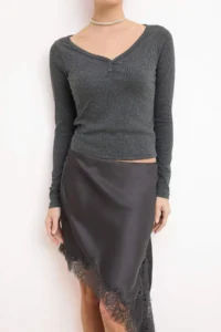 TRENDYOLMİLLA Anthracite Regular/Normal Pattern V-neck Long Sleeve Knitwear look Knitting Blouse - Image 3